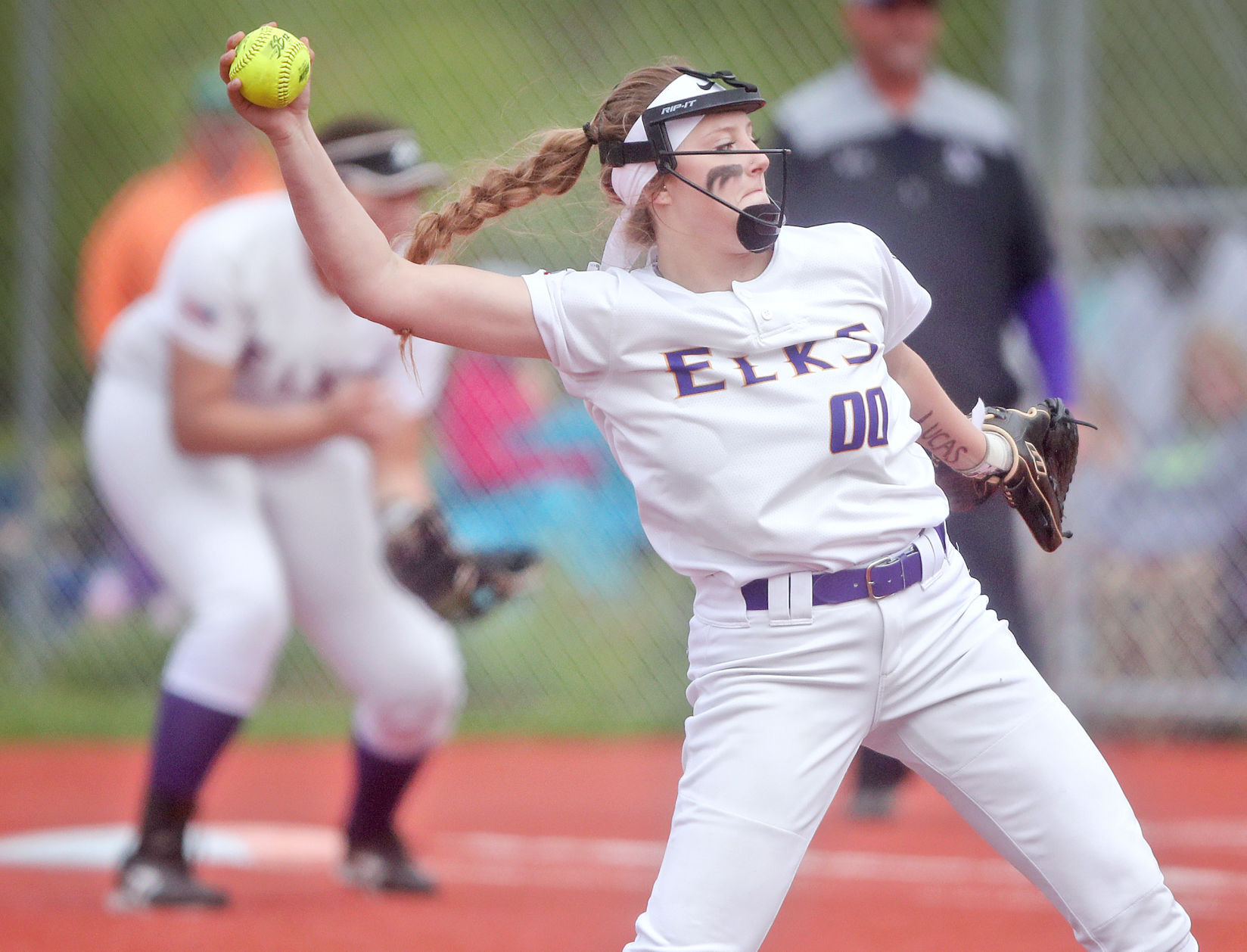 Elkhorn Area district offers 2023 spring graduates one last chance to compete